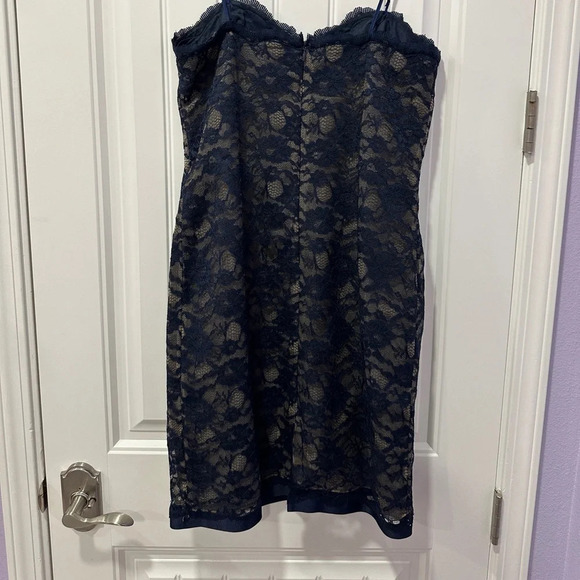 Vintage Rickie Freeman for T.J.Nites | nude lined navy lace mini dress | Size: 8 - Picture 5 of 11